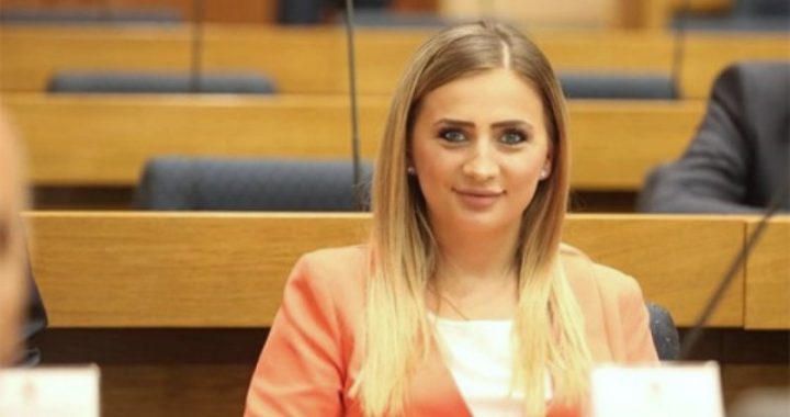 Дан слободе медија: Дорић честитала новинарима 3. мај