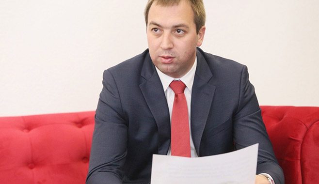 Селак: Хапшење свештенства СПЦ у Црној Гори неприхватљиво