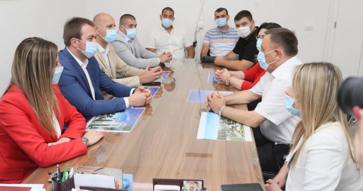 Делегација СПС посјетила Соколац и војничко гробље „Мали Зејтинлик“