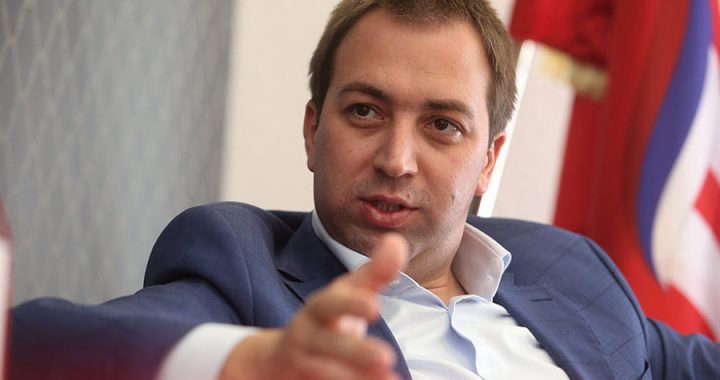 Селак: Неопходна сложна подршка Србима у ФБиХ