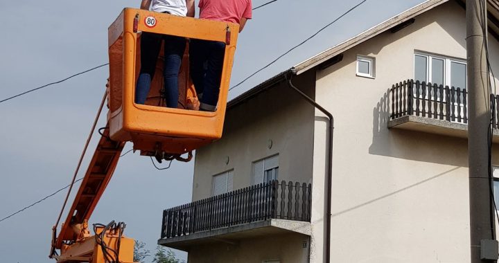 Постављена нова расвјета у Чесми, Дракулићу и Куљанима