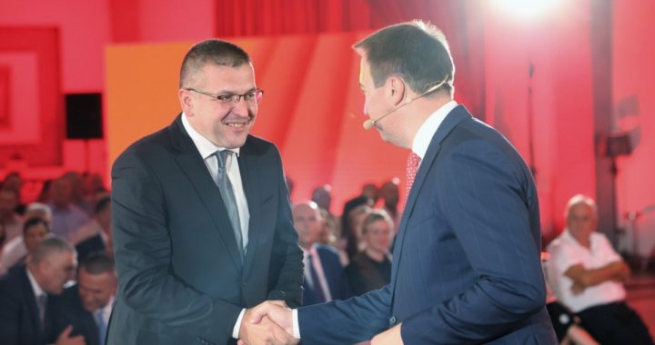 Јеремић: Имамо најбоље кандидате и политике иза којих стоји народ